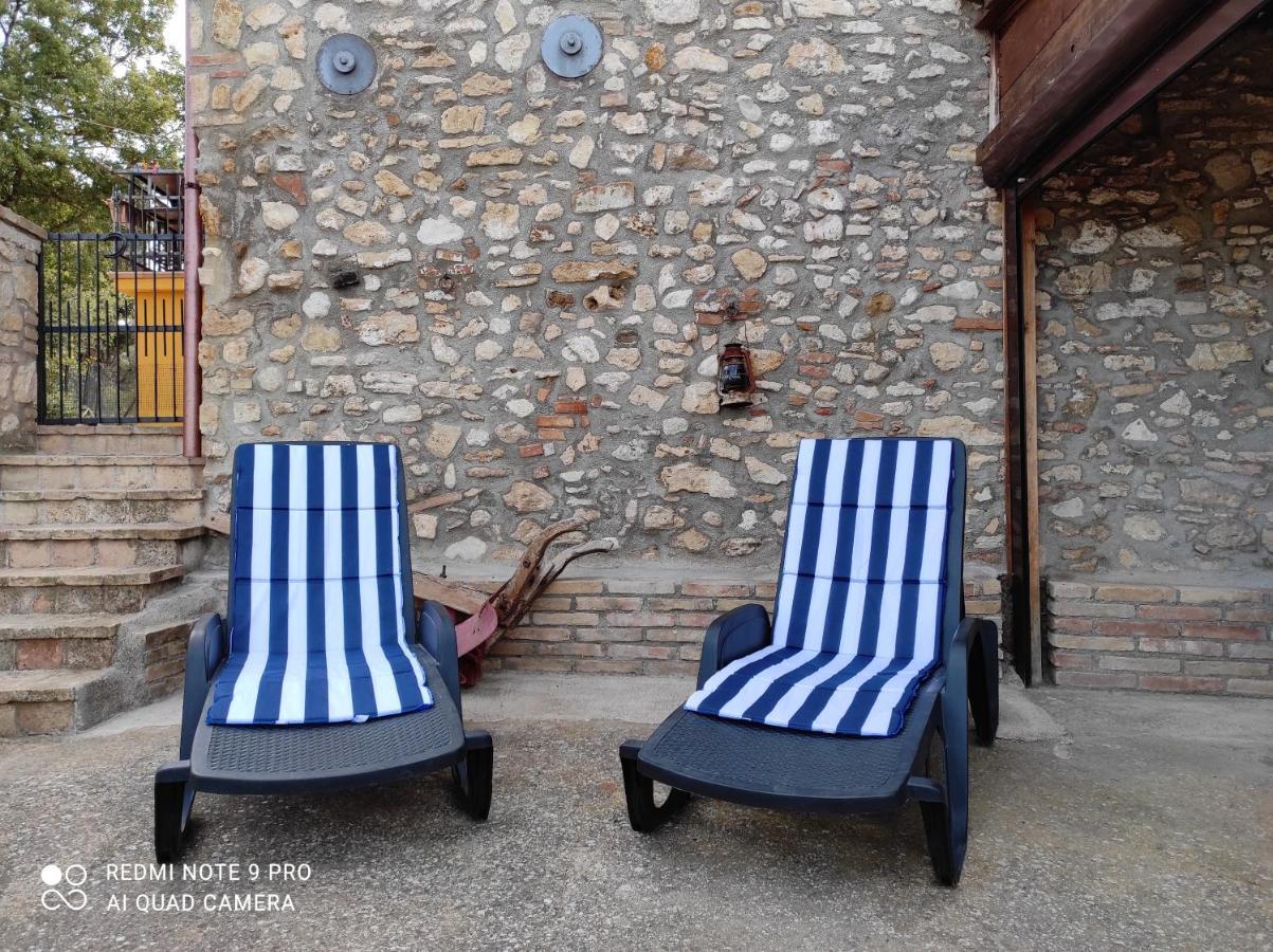 Giardino Casa Selciata Apartment Calvi dell' Umbria Ngoại thất bức ảnh