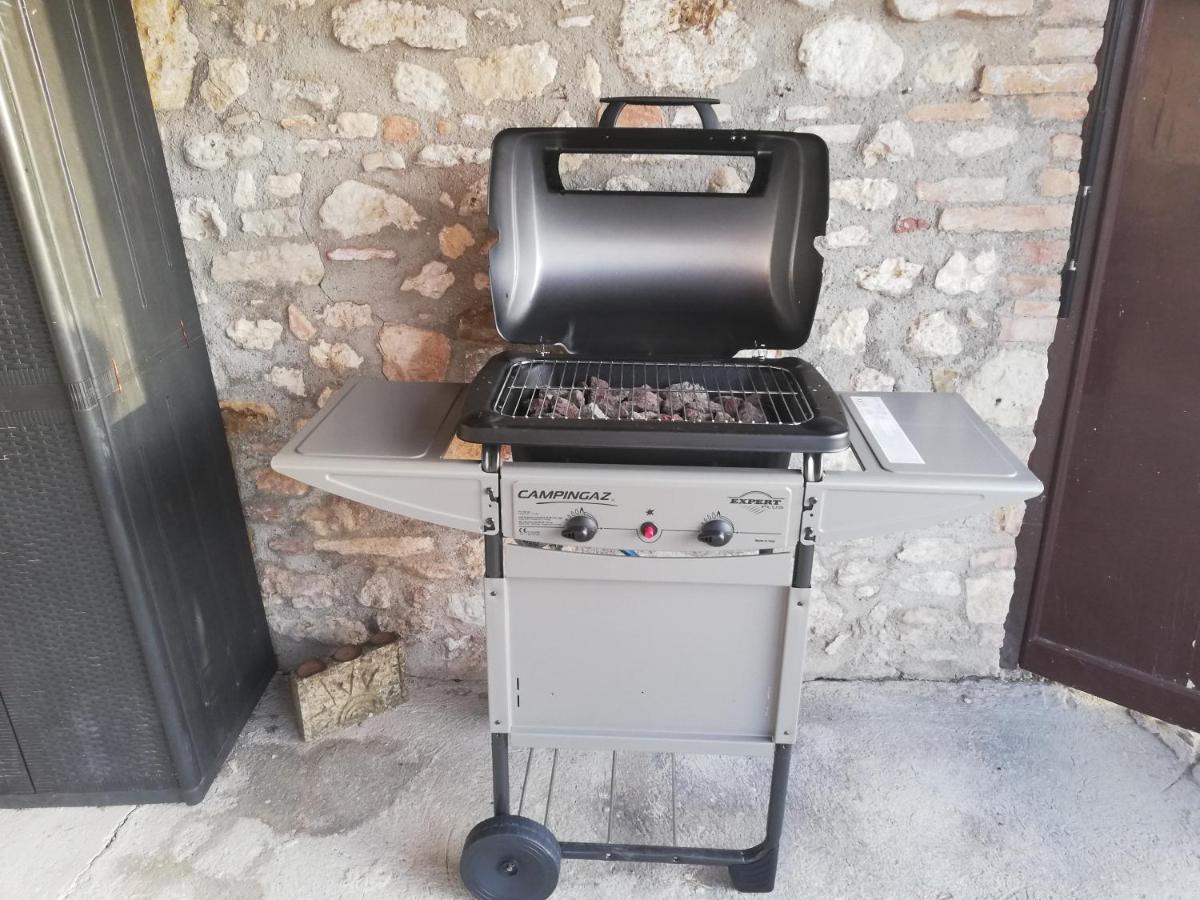 Giardino Casa Selciata Apartment Calvi dell' Umbria Ngoại thất bức ảnh